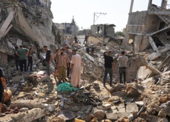 Escalating Violence in Gaza Risks Undermining Trump’s New Peace Plan