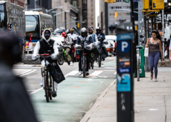 After Deadly E-Bike Crashes, N.Y. Lawmakers Consider Crackdown