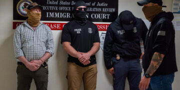 N.Y. Law Barring ICE Agents From Wearing Masks Is Blocked by Judge
