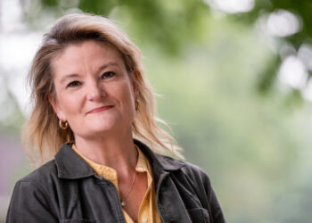 Lawmaker Who Wants Data Center Pause Wins Kansas Democratic Primary