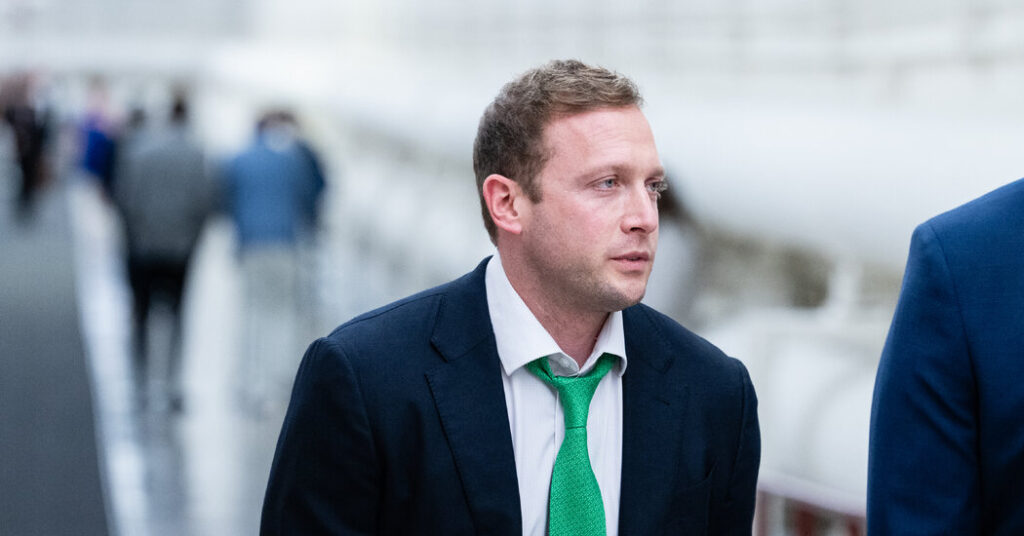 Shrugging Off Trump’s Warning, Max Miller Pushes Ahead in Ohio