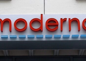 F.D.A. Approves Moderna’s mRNA Flu Vaccine