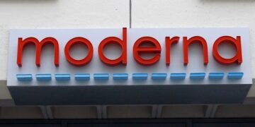 F.D.A. Approves Moderna’s mRNA Flu Vaccine