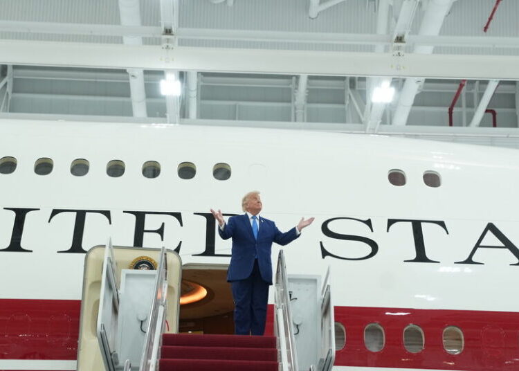 Trump Said Qatari Jet Was Destined for His Library. That May Change.