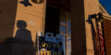 Voter-Registration Error Could Cost Immigrants a Shot at a Green Card