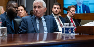 Senate Panel Holds Fauci in Contempt of Congress