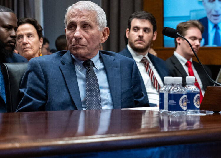 Senate Panel Holds Fauci in Contempt of Congress