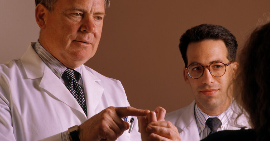 James R. Urbaniak, Master of Stitching Back Fingers, Dies at 90