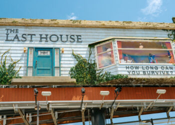 Can Netflix Save a Summer Slump With a Stunt on Sunset Boulevard?