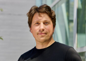 His Start-Up’s Goal: A.I. That Is Trainable and Not Controlled by a Big Company