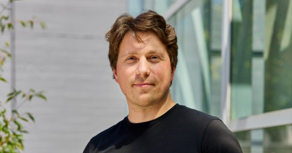 His Start-Up’s Goal: A.I. That Is Trainable and Not Controlled by a Big Company