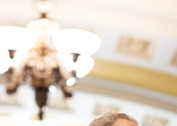 Schumer Forges Ahead in Fight for Senate, Despite Setbacks