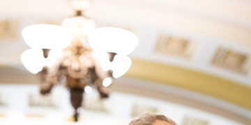 Schumer Forges Ahead in Fight for Senate, Despite Setbacks