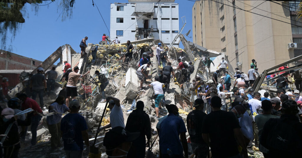 Images Emerge From Quake-Battered Colombia