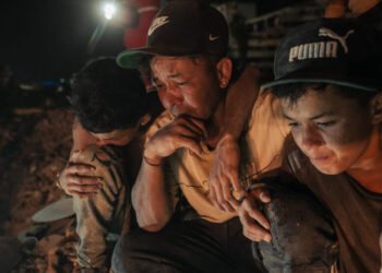 Colombia Quake Chases Teenage Venezuelan Brothers From Their New Home