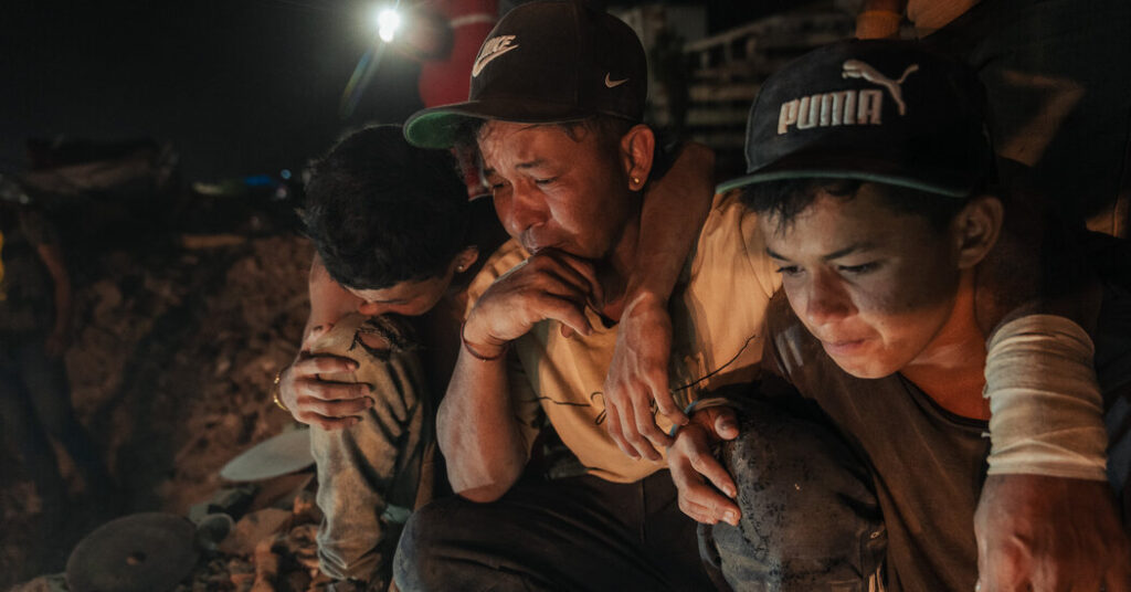Colombia Quake Chases Teenage Venezuelan Brothers From Their New Home