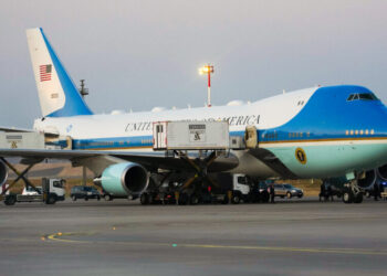 Trump Said to Have Secretly Used Military Jet to Leave Turkey Amid Threats
