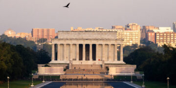 Trump Concedes There Was ‘Some Contractor Error’ at Reflecting Pool