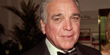 Alfonso Fanjul Jr., Cuban American Sugar Baron, Dies at 89