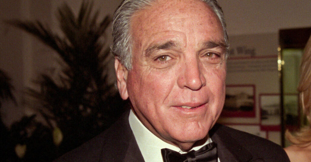 Alfonso Fanjul Jr., Cuban American Sugar Baron, Dies at 89