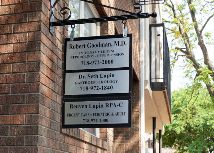They Accused a Brooklyn Doctor of Abuse. He Got a License in New Jersey.