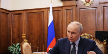 For Trump, Secret Flight Was a Stunning Ruse. For Putin, ‘a Regular Tuesday.’