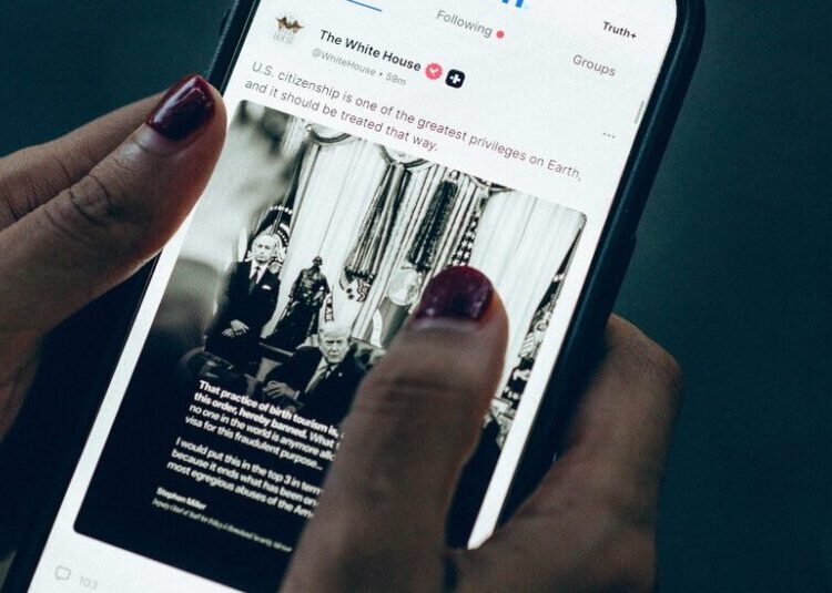 Suit Challenges Plan to Sell Early Access to Trump’s Truth Social Posts