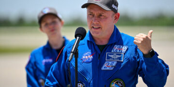 Mike Fincke, Astronaut Who Spent 549 Days in Space, Has Retired