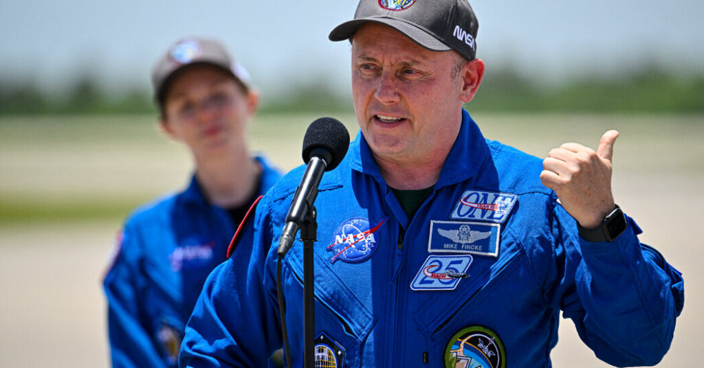 Mike Fincke, Astronaut Who Spent 549 Days in Space, Has Retired