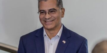 Xavier Becerra caught in lazy act that proves he thinks he’s won governor race