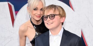 Anna Faris details tense conversations with religious son Jack, 14: ‘I try to challenge him’
