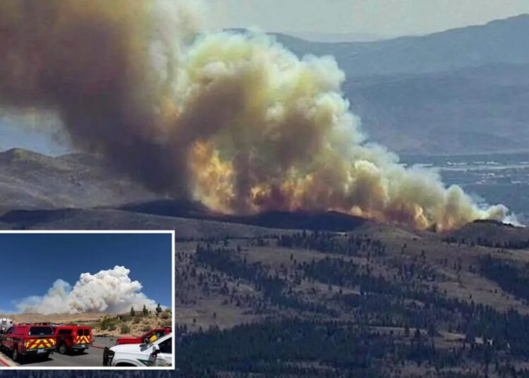 Hawk Fire explodes on California border as evacuation warnings issued