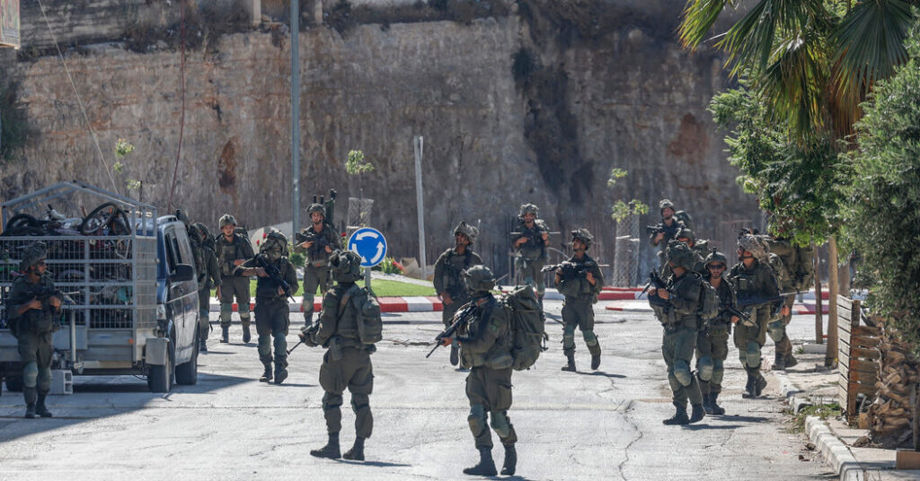 Israel Evicted Settlers Besieging Palestinian Homes. Hours Later, They Were Back.