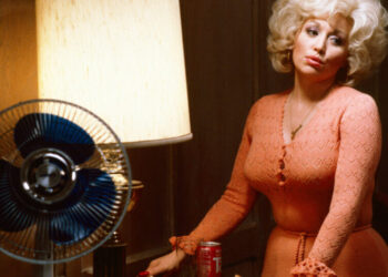 In ‘9 to 5,’ Dolly Parton Put a Friendly Face on Feminism