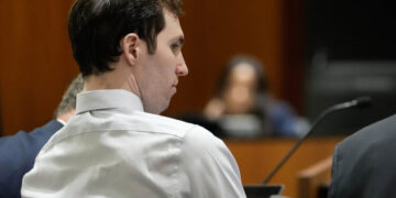 Charlie Kirk Suspect Fights Death Penalty, Saying Gunman ‘Did Not Miss’