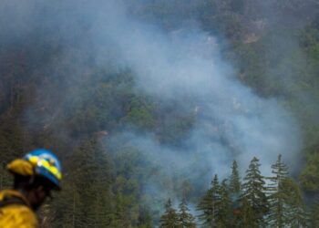 Wildfire Continues to Threaten California’s Famed Big Sur Region