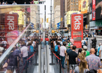 Mamdani to Give Free Broadway Tickets to High Schoolers