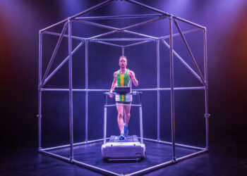 These 8 Edinburgh Fringe Shows Have Audiences Abuzz