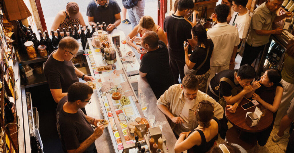 In Barcelona, Finding the Perfect Spot for Vermut and Snacks