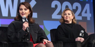 Selena Gomez Is Sued for Defrauding Investors in Mental Health Site