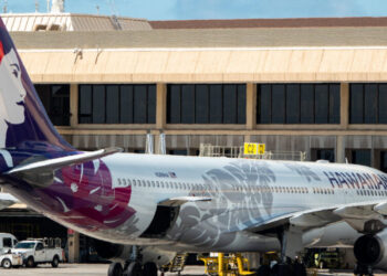 Travelers Hunker Down as Tropical Storm Lala Approaches Hawaii’s Big Island