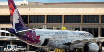 Travelers Hunker Down as Tropical Storm Lala Approaches Hawaii’s Big Island