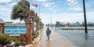 As Lala Lashes Hawaii, the Atlantic Hurricane Season Remains Calm. So Far.