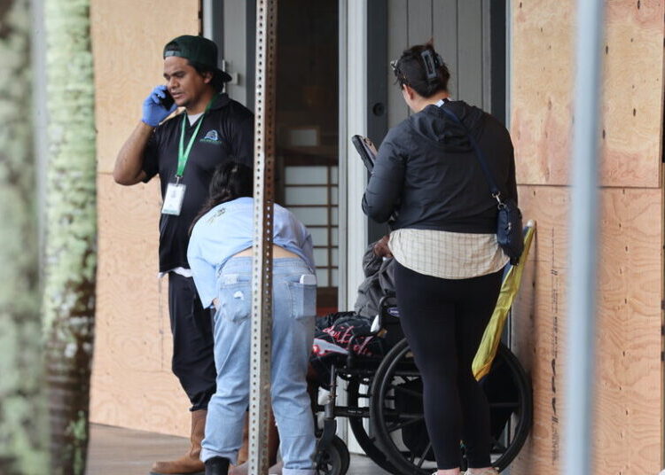 Shelters Open as Lala Advances Toward Hawaii