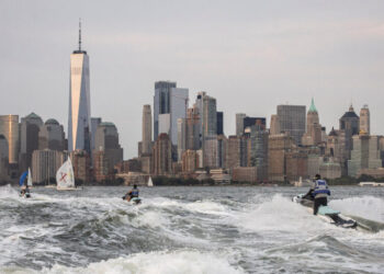 It’s a Crowded Place With Some of the City’s Trickiest Traffic