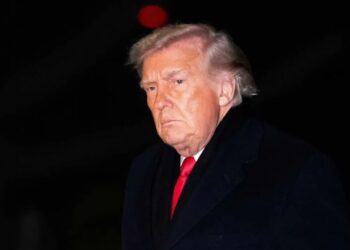 Journalist flags ‘notable’ — and ‘unanswered’ — Trump behavior in wake of Epstein’s death