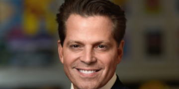 Anthony Scaramucci: don’t let politics cost America the digital economy