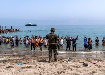 The Migrants Who Know the Rules, and Evade Them