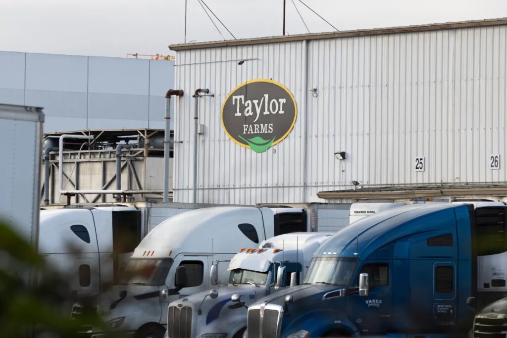 The Diarrhea Lettuce Company Has Been Linked to Forced Labor