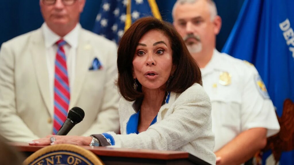 Trump turns on Jeanine Pirro with furious outburst: ‘What she was thinking?’